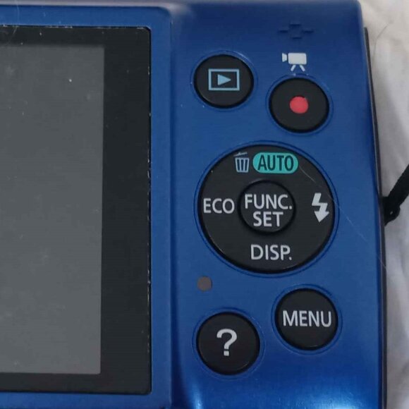 Canon PowerShot ELPH 150 IS Camera with wrist strap, battery, and charger - Picture 4 of 7